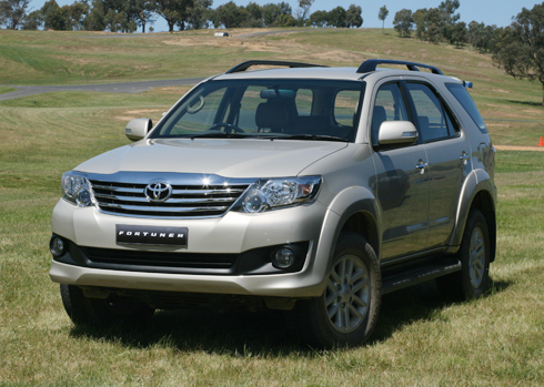 xe toyota fortuner 2011 #6
