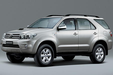 xe toyota fortuner 2011 #2